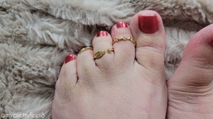 www.myprettyfeet8.com - 5 Golden Rings Toe Fetish JOI thumbnail
