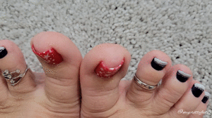 www.myprettyfeet8.com - Big Toe Footjob Festive thumbnail