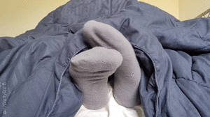 www.myprettyfeet8.com - Cum for Cozy Socks thumbnail