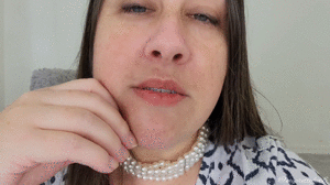 www.myprettyfeet8.com - Eating my Worthless Slave thumbnail