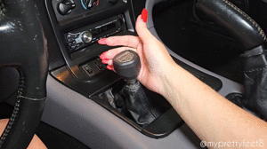 www.myprettyfeet8.com - Knob Job on a Viper thumbnail