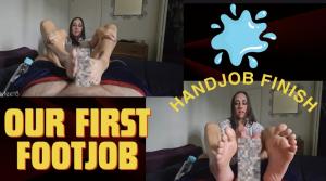 www.myprettyfeet8.com - My First Footjob!!!! thumbnail