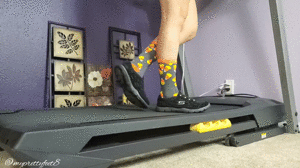 www.myprettyfeet8.com - Candy Corn Stinky Feet JOI thumbnail